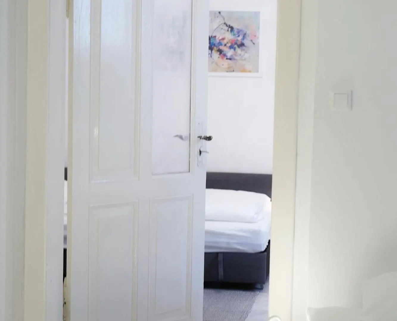 Tiergarten: Central, Spacious, Beautiful Designed 2-Br Apt Near Park برلين ألمانيا