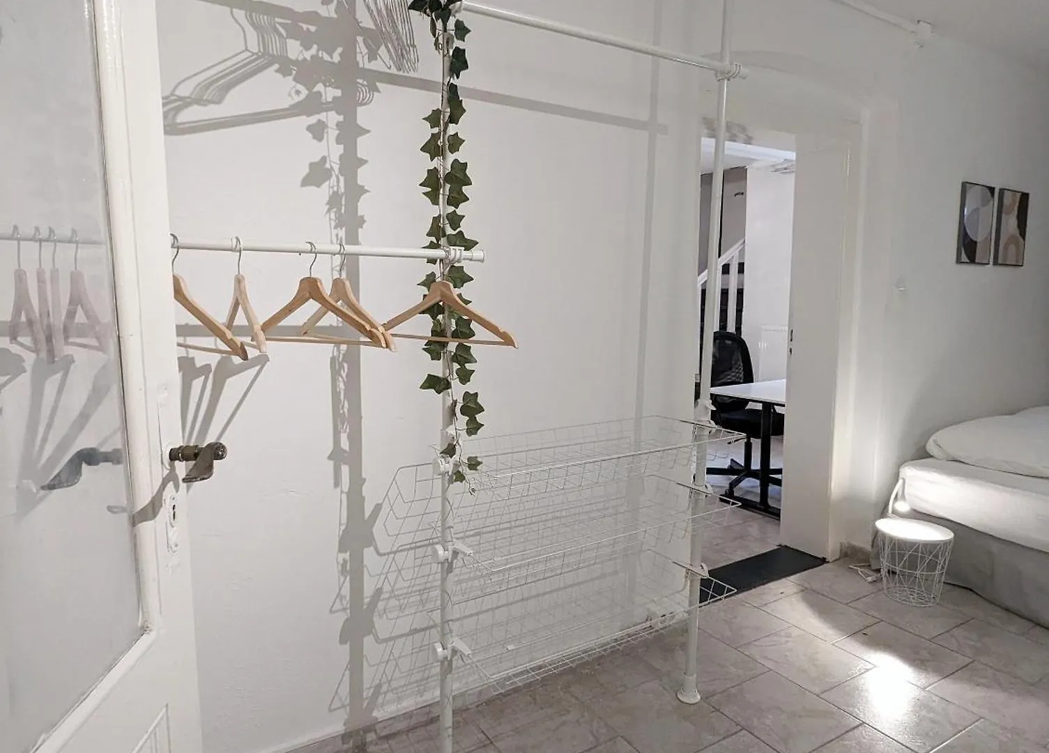 Tiergarten: Central, Spacious, Beautiful Designed 2-Br Apt Near Park برلين شقة